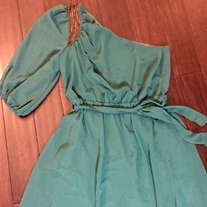 Green one sleeved forever 21 dress